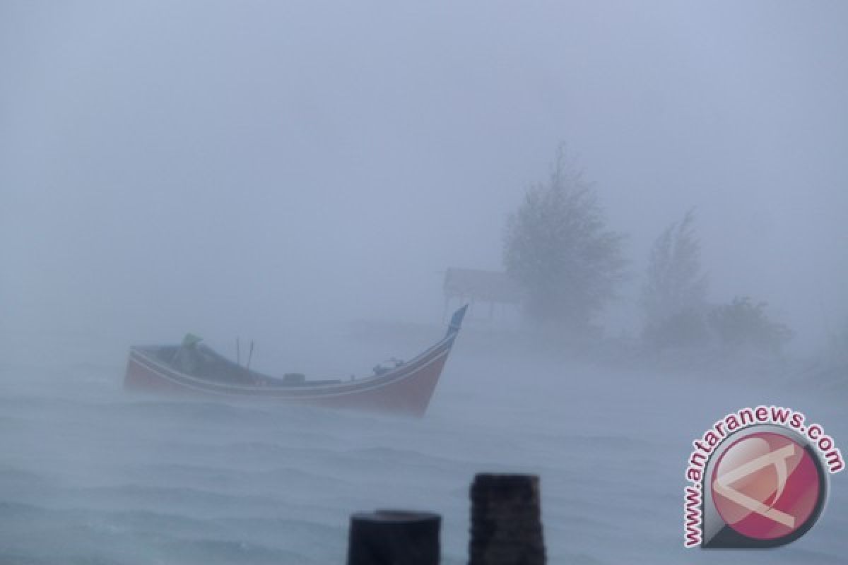 Ratusan nelayan di Kakap tidak melaut karena cuaca buruk