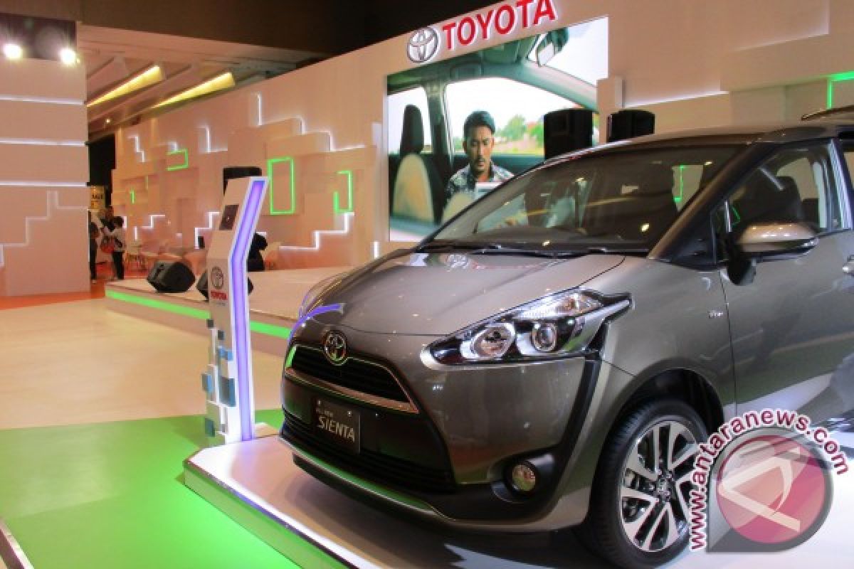 Toyota Sienta tembus 2.000 unit pemesanan