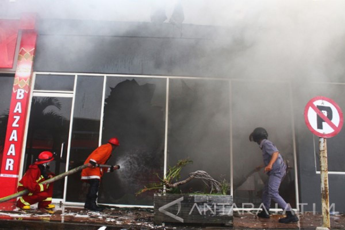 Pedagang Pasar Malang Tolak Pembangunan Bekas Kebakaran