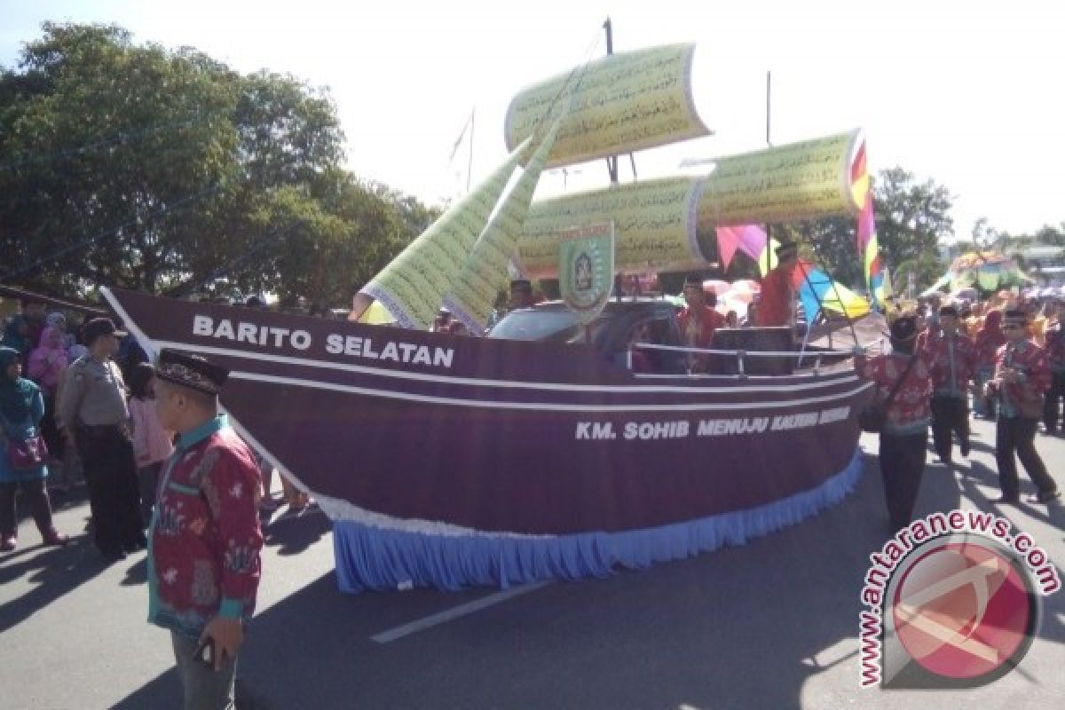 Kafilah Barsel Ikuti Pawai Taaruf MTQ Kalteng