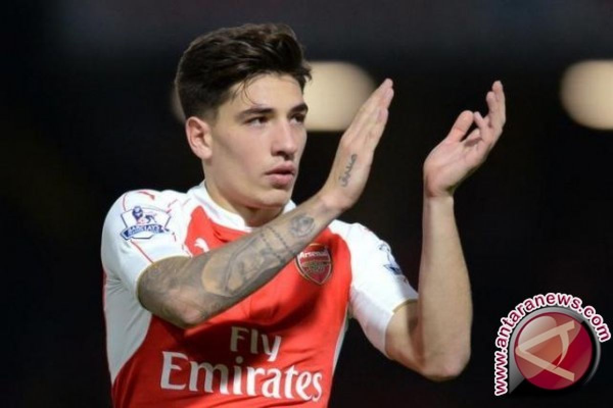 Jika Carvajal Masih Cedera, Bellerin Masuk Skuat Spanyol