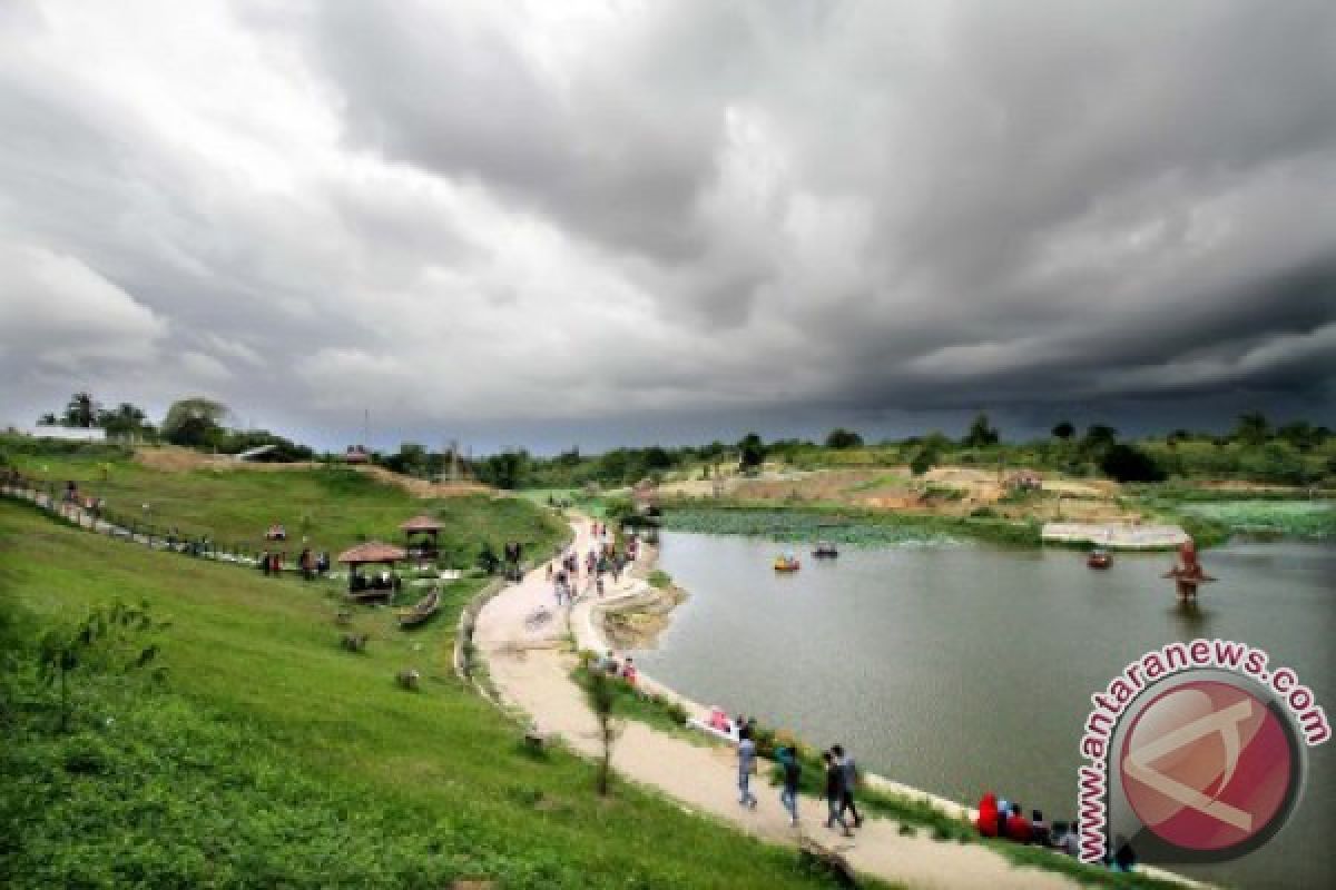 50.000 benih nila ditebar di Waduk Jeulikat