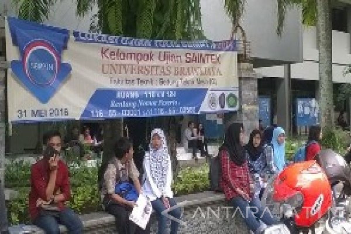 Sembilan Peserta Difabel Ikuti SBMPTN di Malang