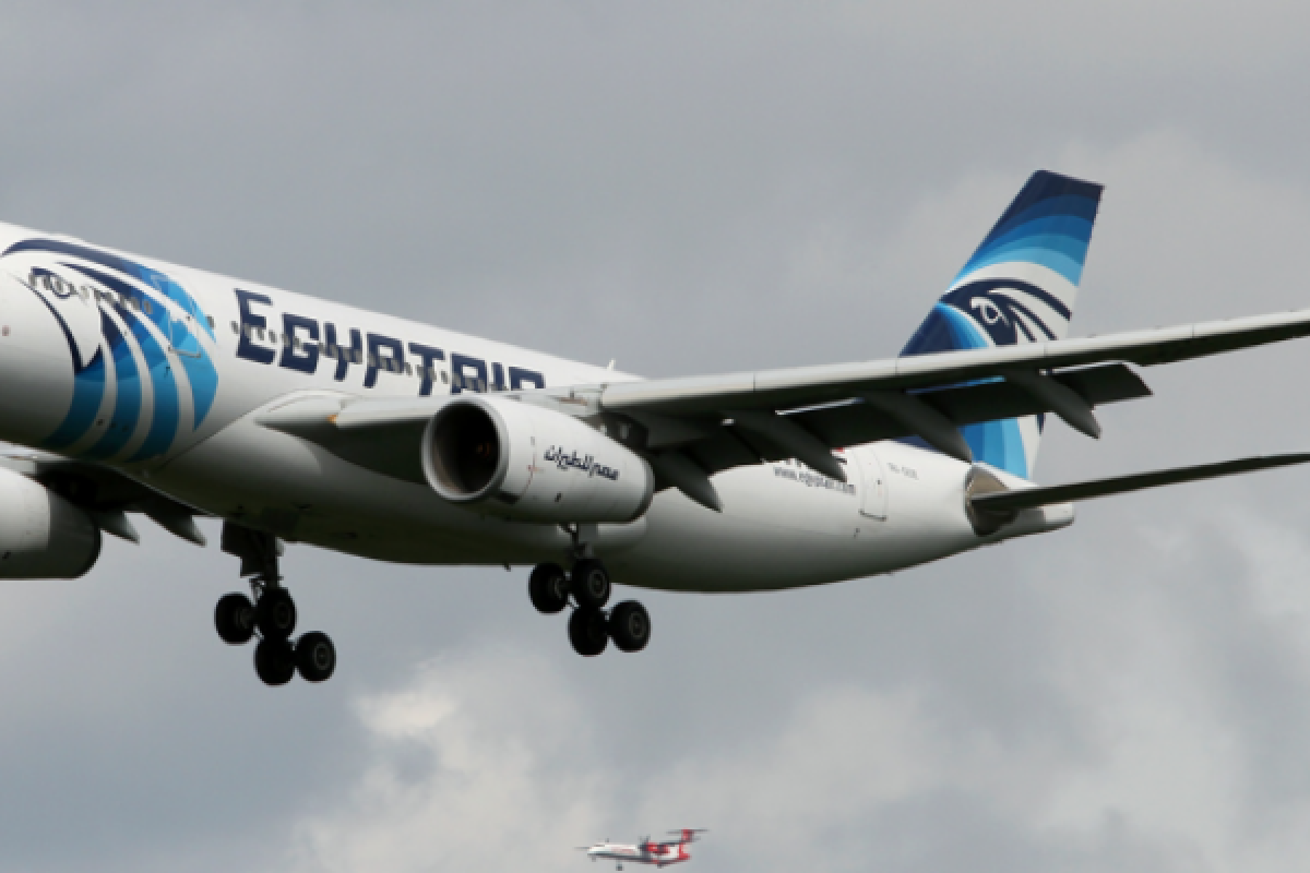 Pesawat EgyptAir Hilang Dari Radar