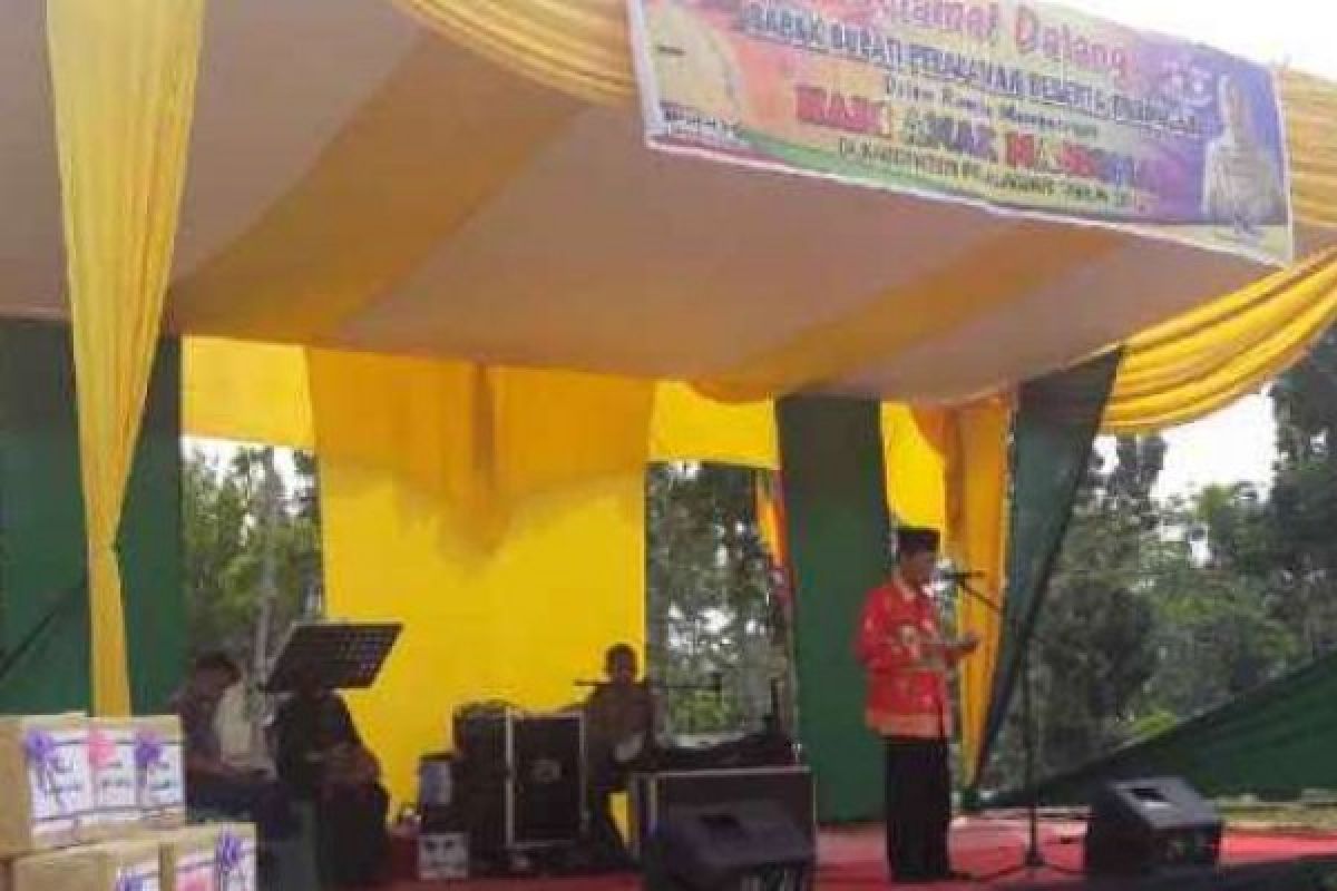  Wakil Bupati Zardewan Membuka Peringatan Hari Anak Nasional