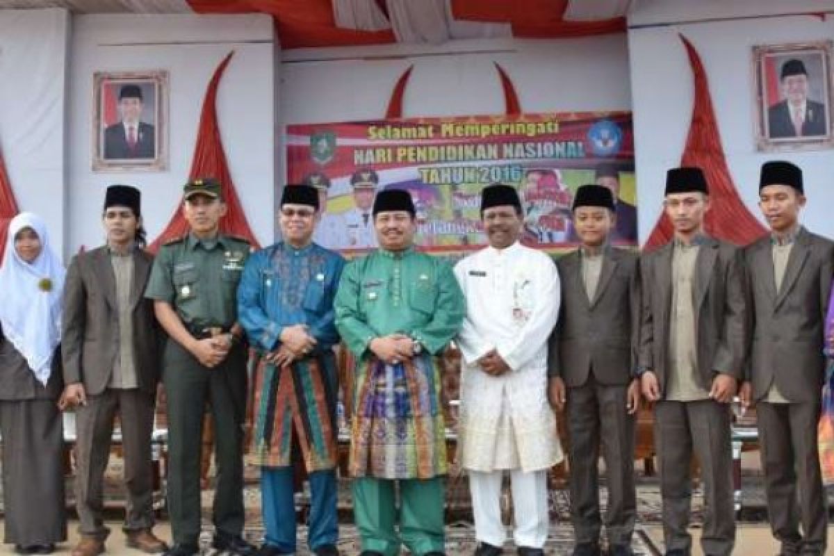   Amril Mukminin Lepas 8 Qori Ikut TC Wakili Riau