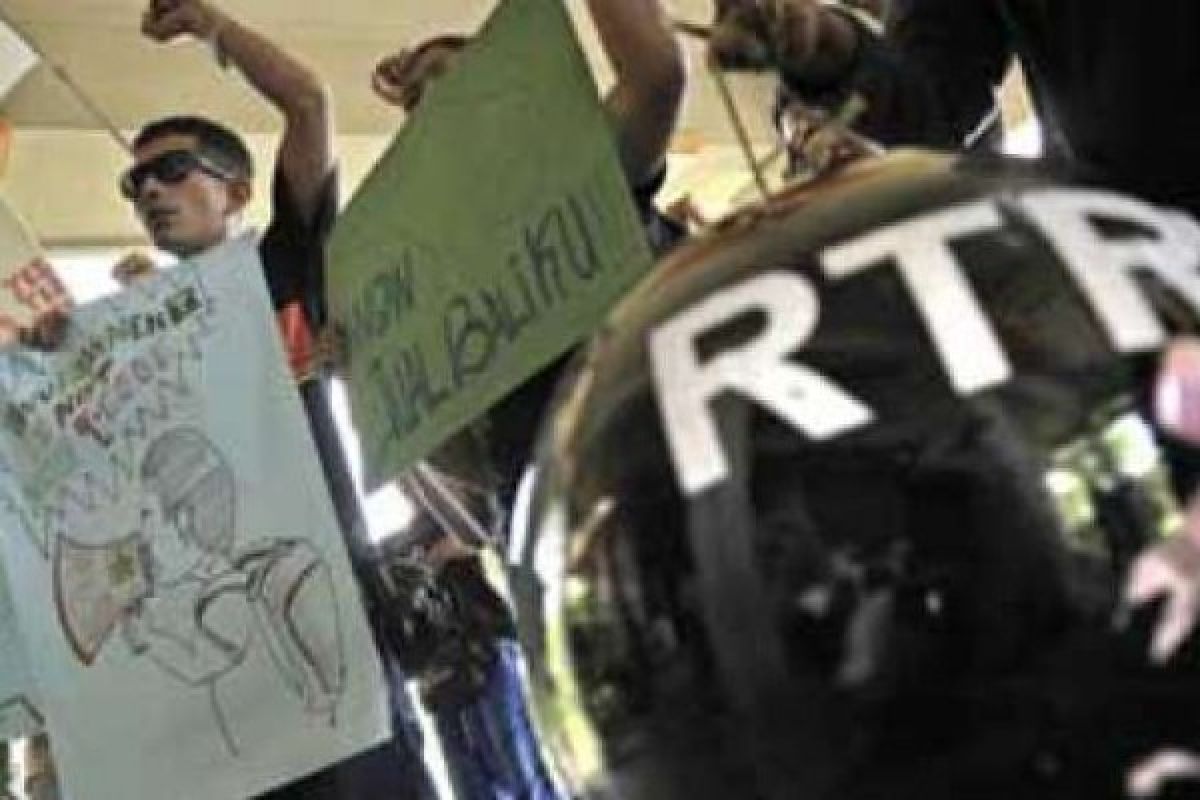  Kementrian ATR Sebut RTRW Riau Akan Digesa Selesai 2016 ini