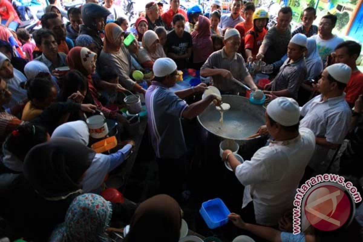 Naqsabandiyah Tetapkan Awal Ramadhan 4 Juni 2016