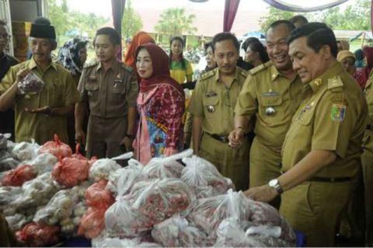 Pemprov Lampung gelar pasar murah di Pringsewu  
