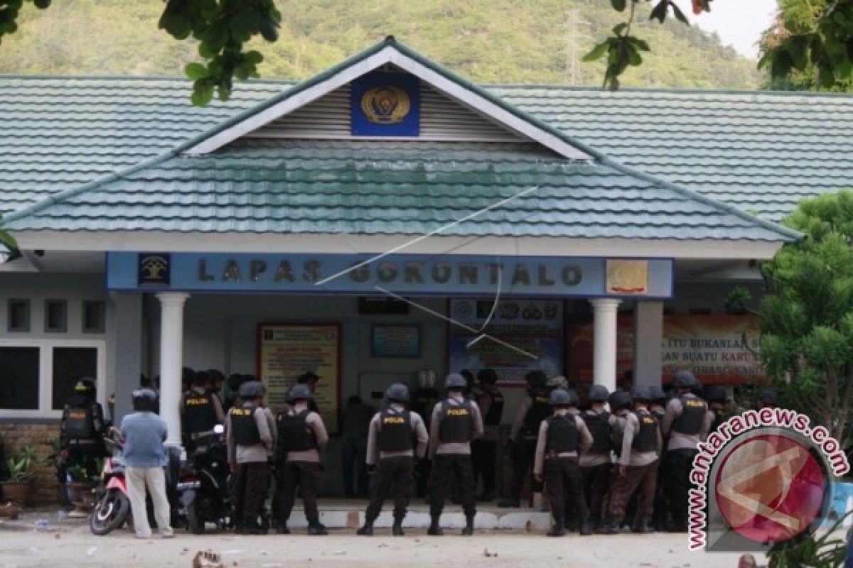 Kerusuhan Meletus di Penjara Gorontalo, Napi Kuasai Lapas