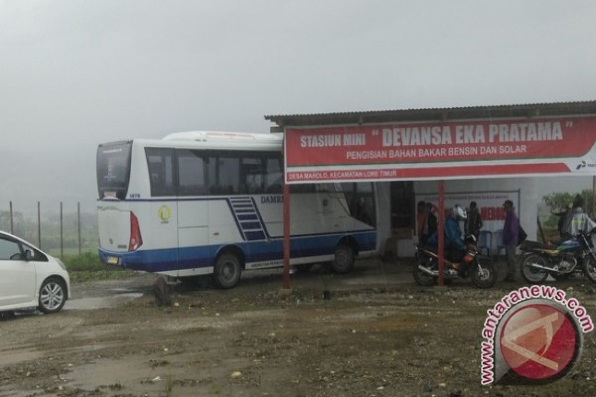 Bus Damri Bantu Ekonomi Warga Napu