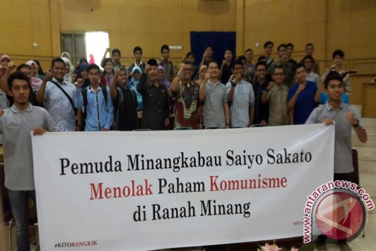 Pemuda Minangkabau Saiyo Sakato Tolak Komunisme 