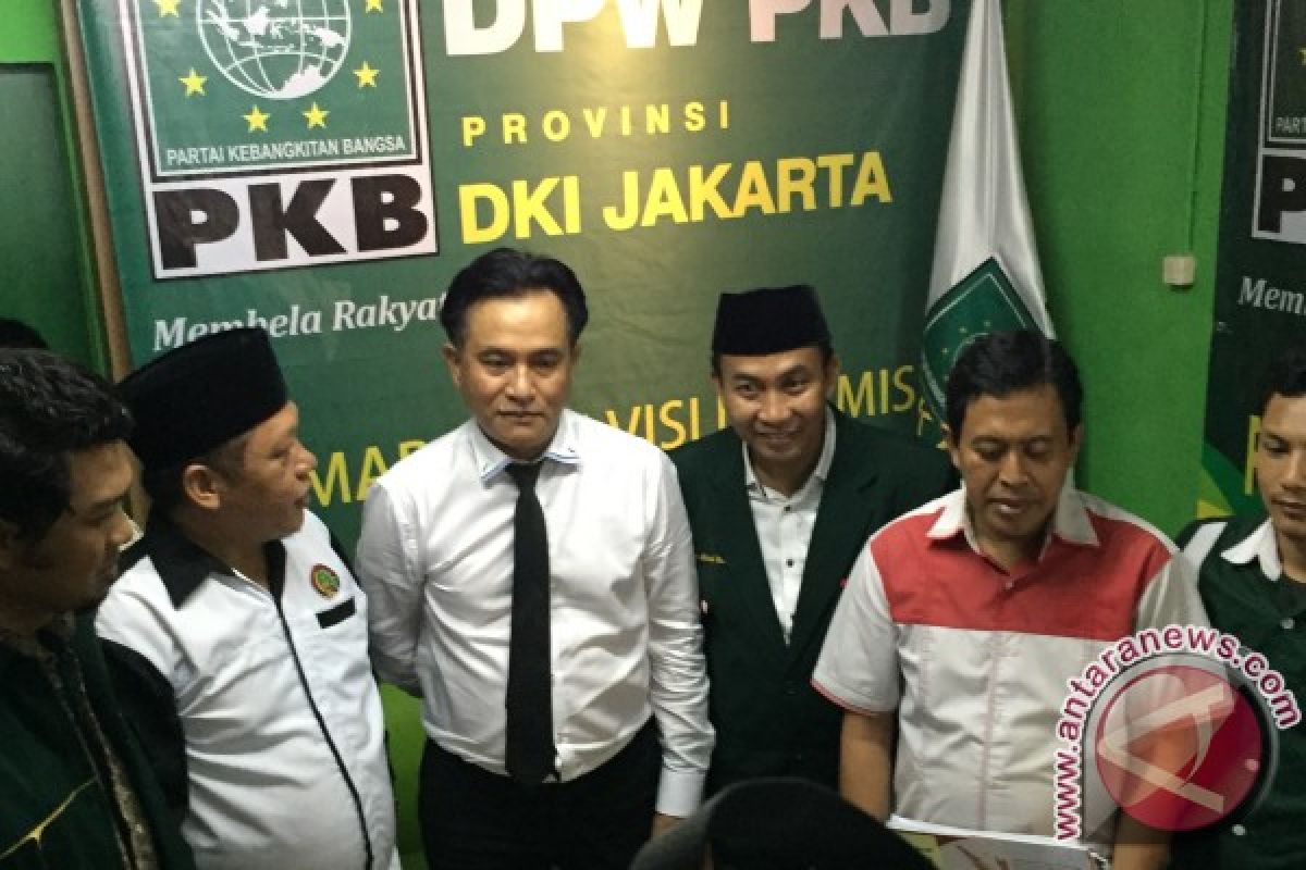 Yusril sindir Ahok, maju independen itu tidak mudah