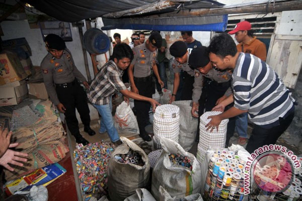 Polres Madiun amankan 14,5 kilogram bubuk mercon