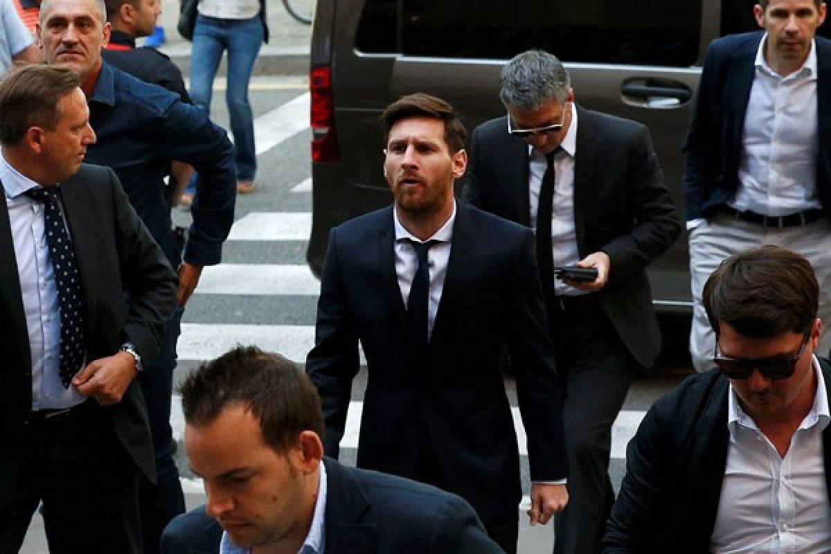 Kampanye dukungan Barcelona untuk Messi undang kecaman