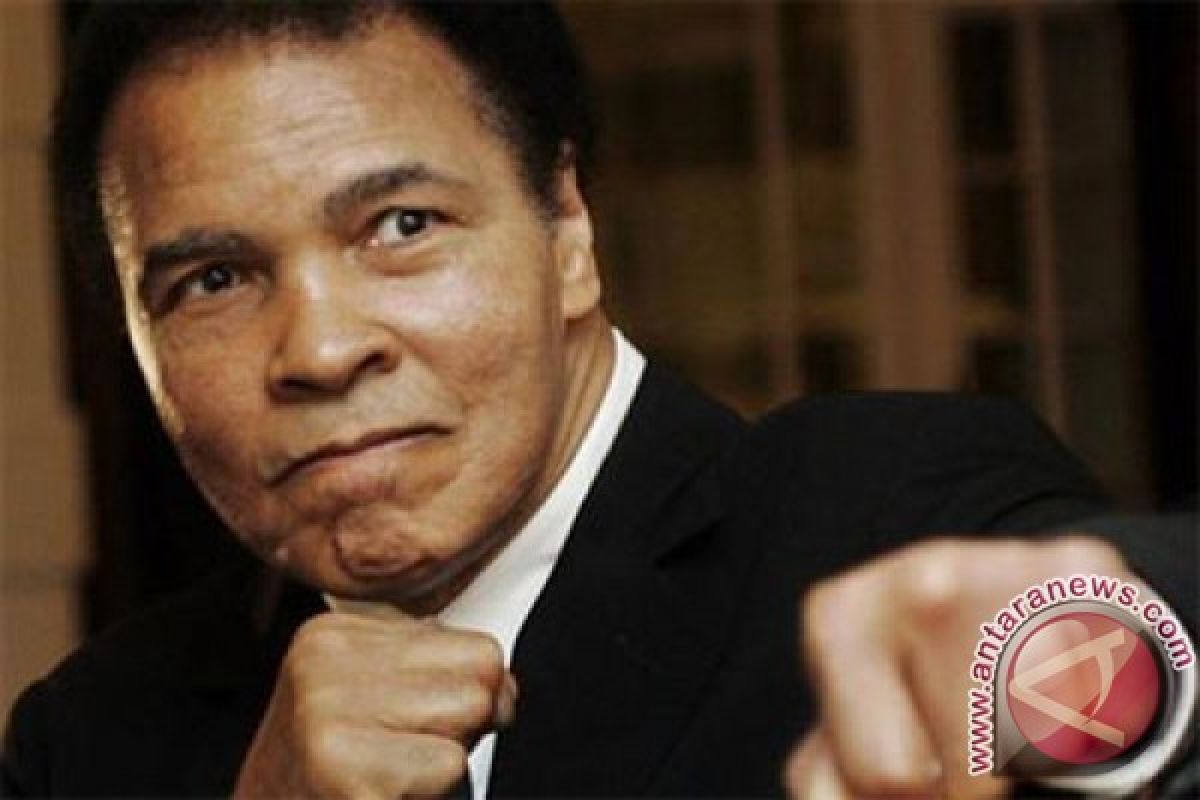 Petinju Legendaris Muhammad Ali Tutup Usia