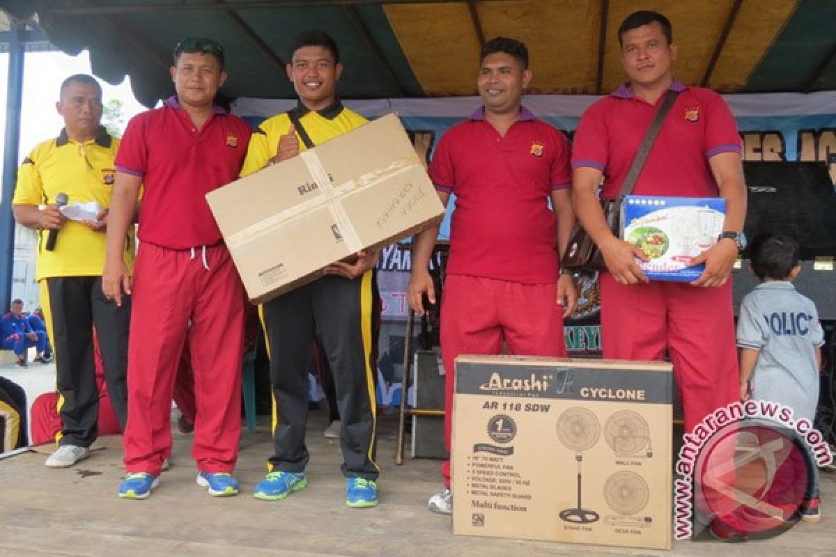 Polres Singkil Gelar Jalan Santai