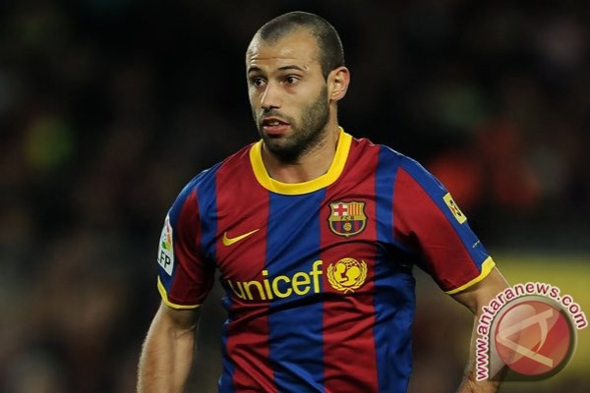 Barcelona Ingin Mascherano Bertahan