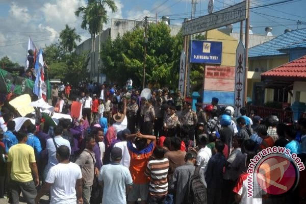 PLN Muara Teweh Kembali Didemo Warga 