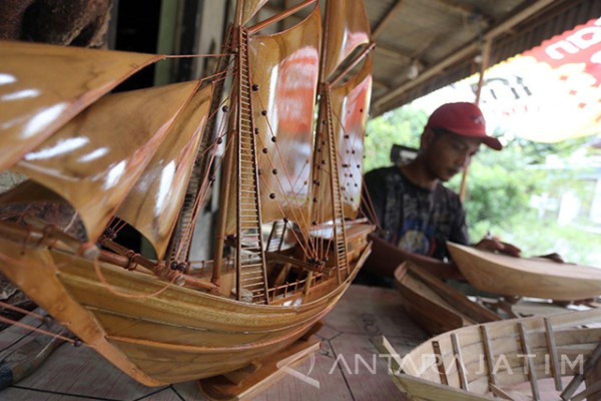 Kecintaan Produk Lokal Hidupkan UMKM