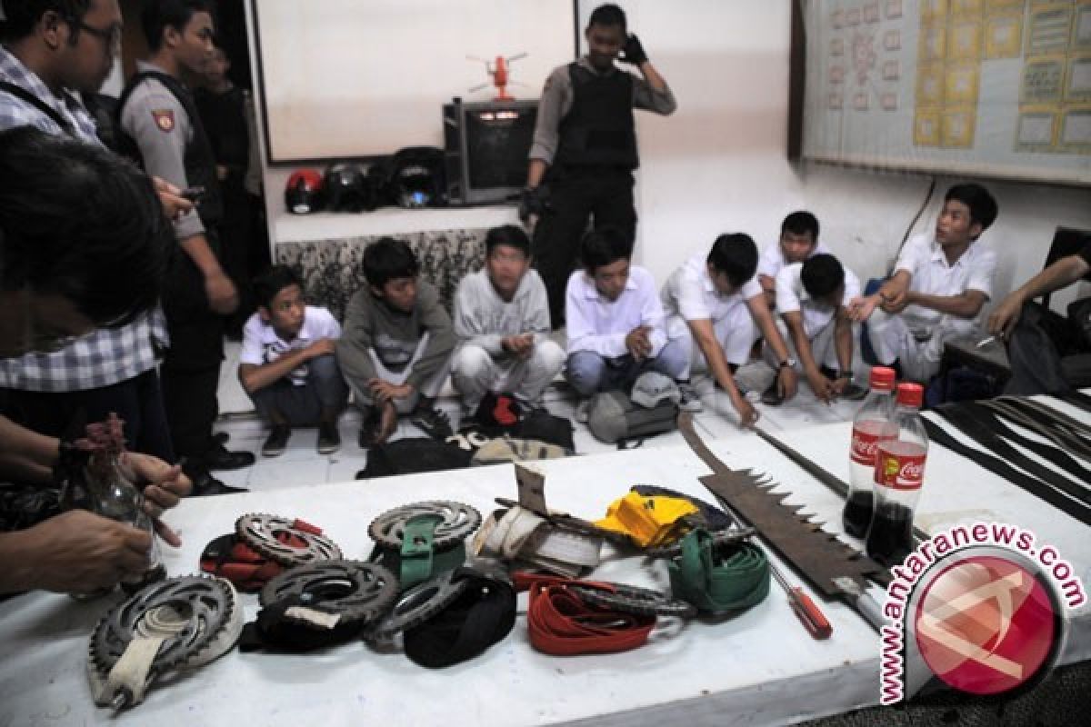 Polisi amankan sembilan remaja hendak tawuran di Cipinang Melayu