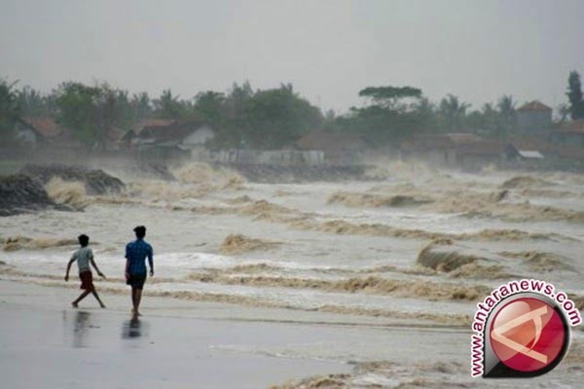 BMKG Yogyakarta ingatkan nelayan waspadai gelombang tinggi 
