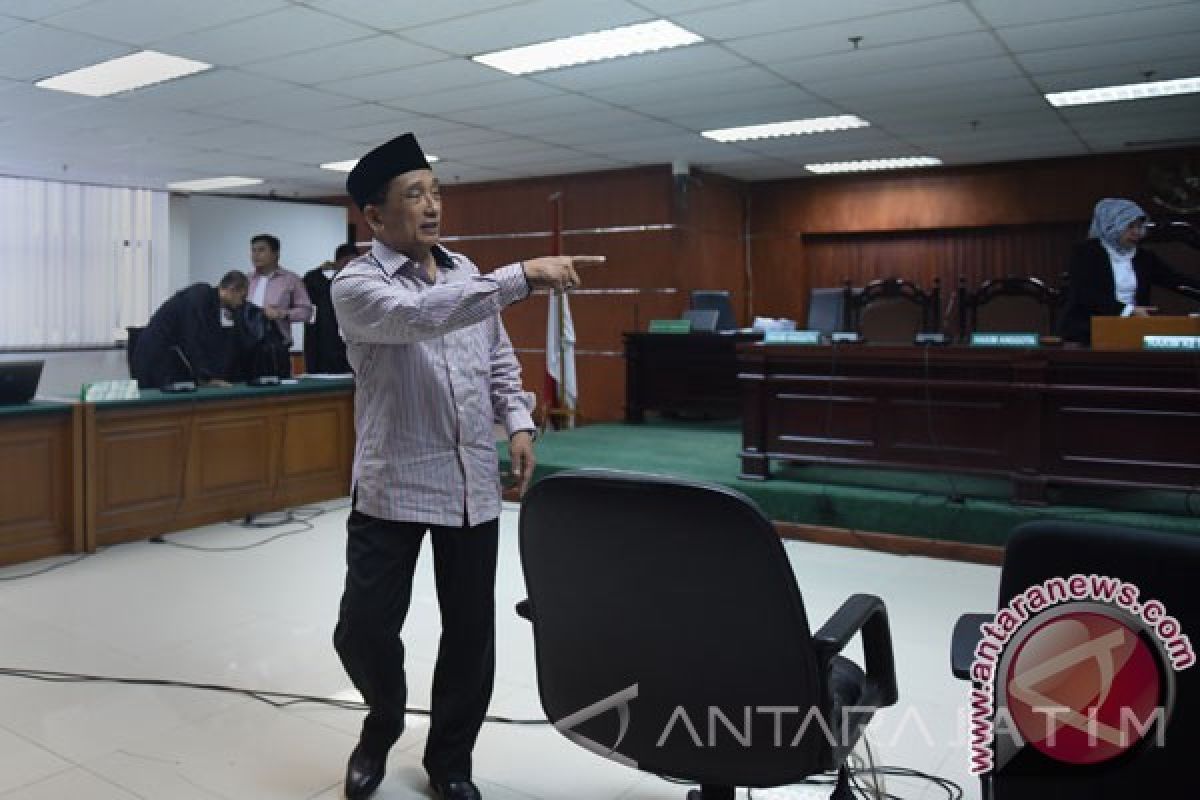 DPRD Bangkalan Ganti Fuad Amin Sebagai Ketua Dewan