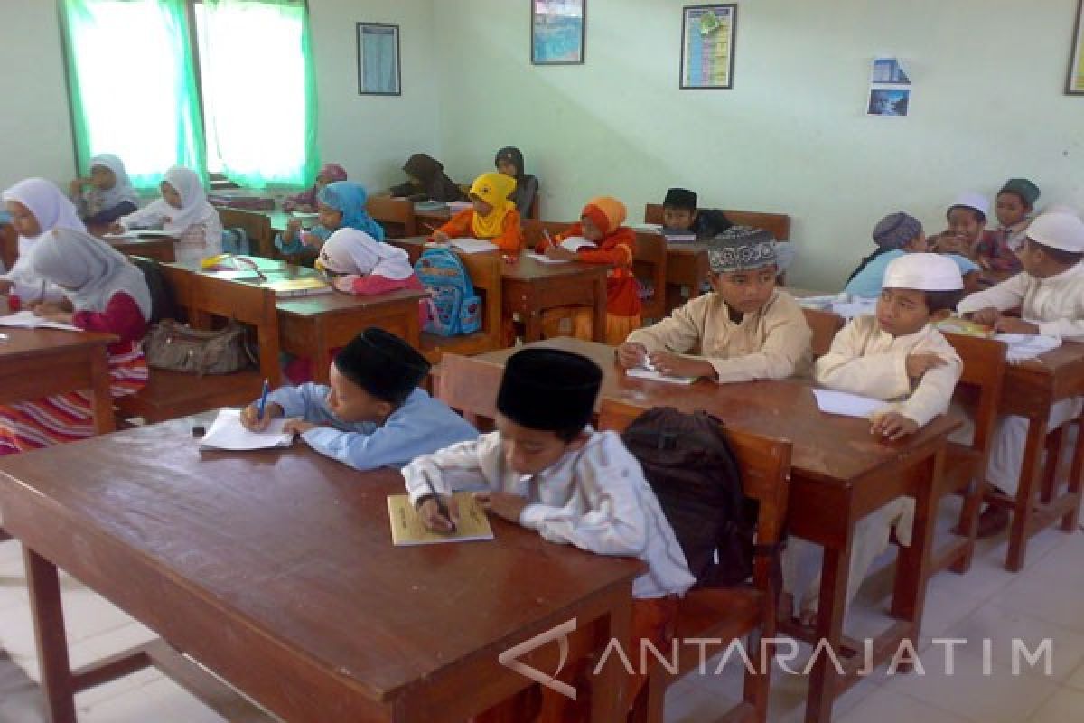 735 Sekolah di Sampang Gelar Pondok Ramadhan