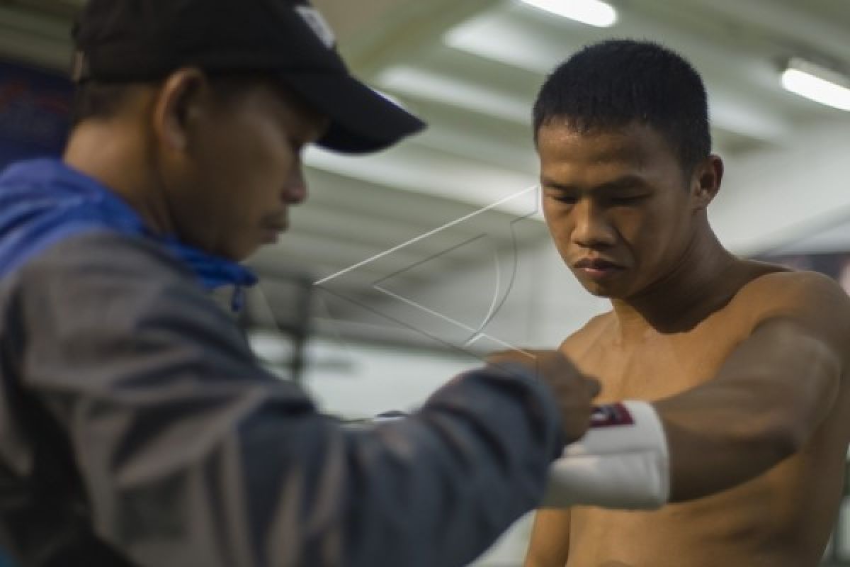 Daud Yordan ingin meng-KO petinju Inggris Anthony Crolla