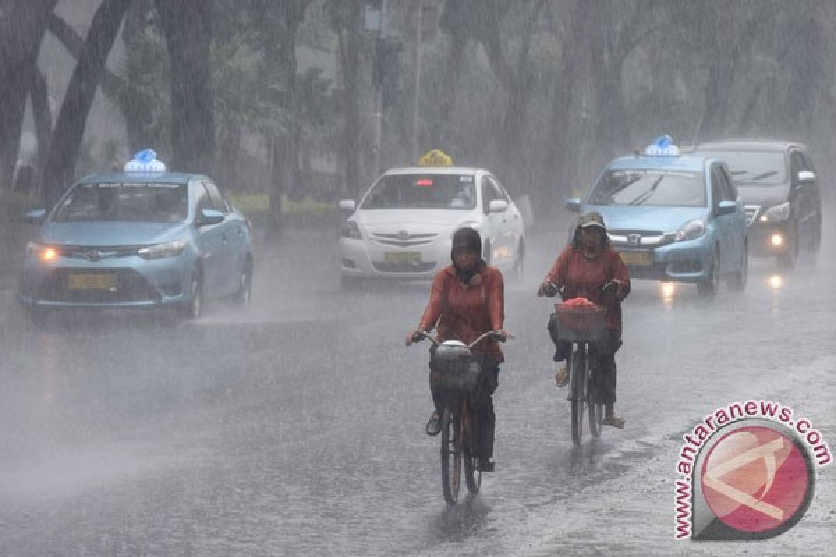 Jakarta akan kembali diguyur hujan hari ini 