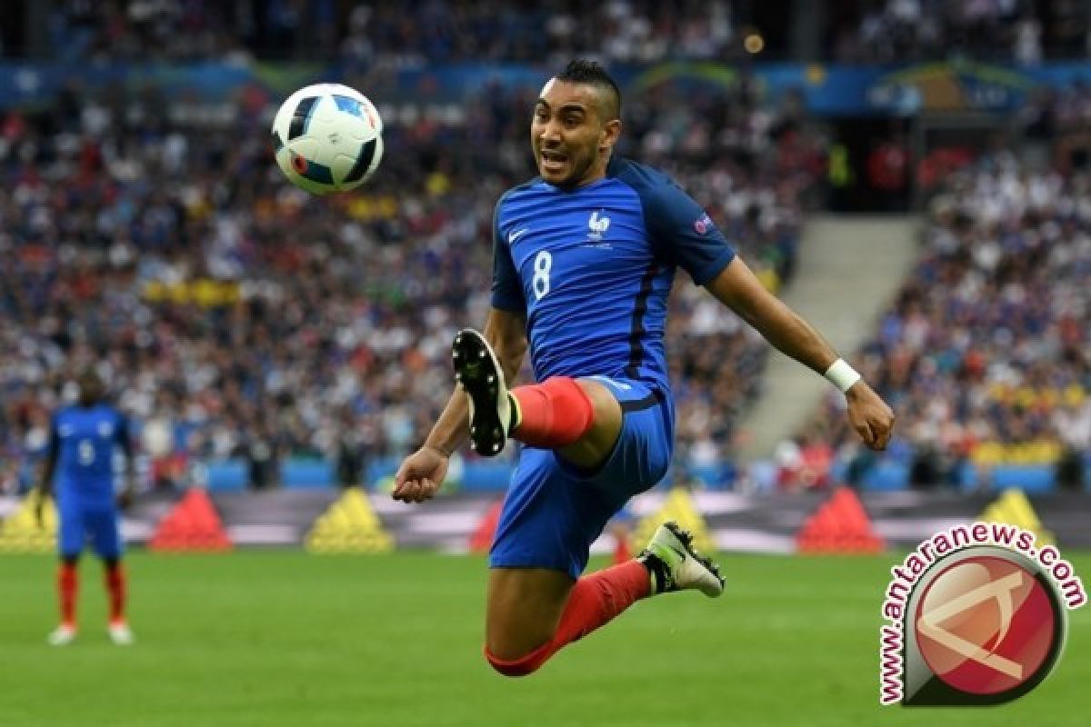 Prancis berpesta dalam pembukaan Euro 2016