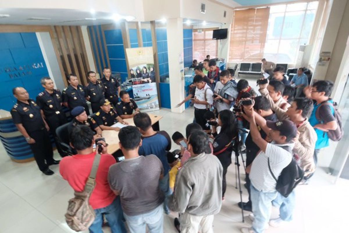 Patroli Laut Terpadu â€œOperasi Gerhana 2016â€ hadang penyelundupan di Selat Malaka