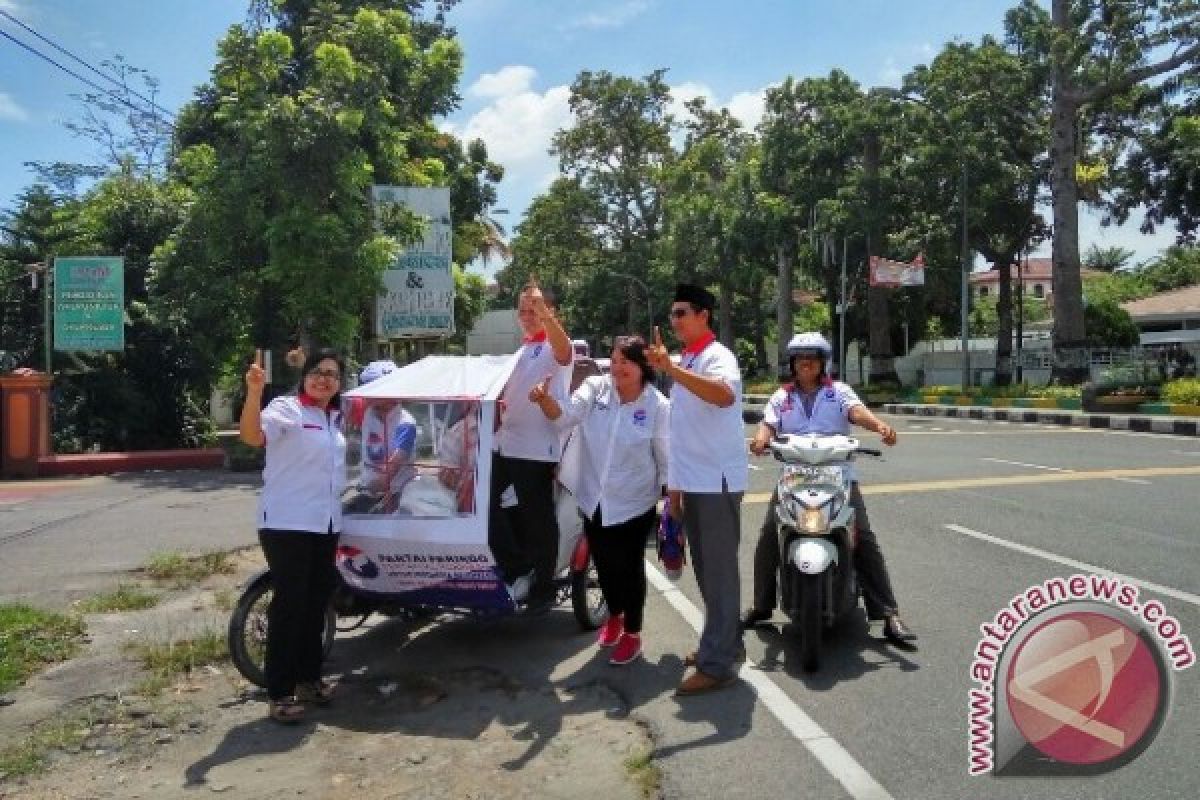 Partai Perindo Sumut Pawai Becak Bermotor