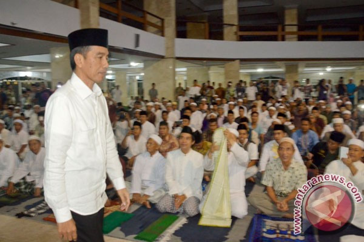 Rindu beribadah di masjid