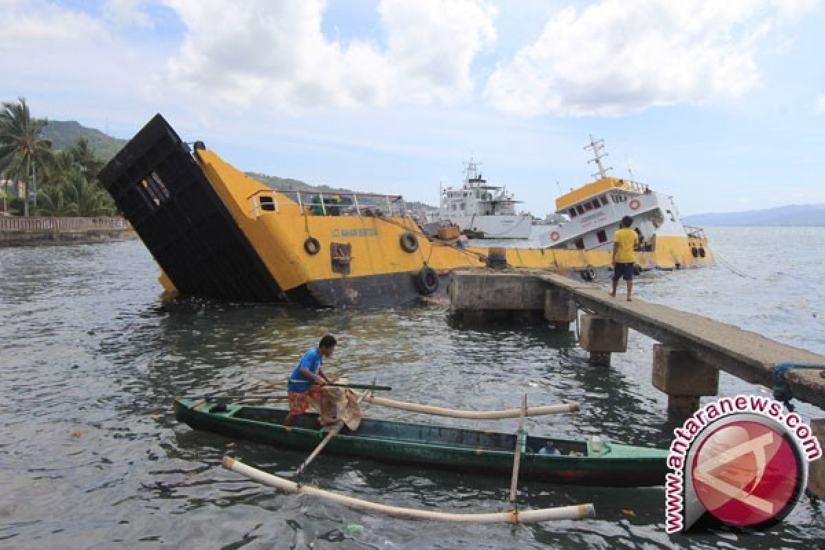10 Tewas Setelah Kapal ke Pulau Penyengat Karam