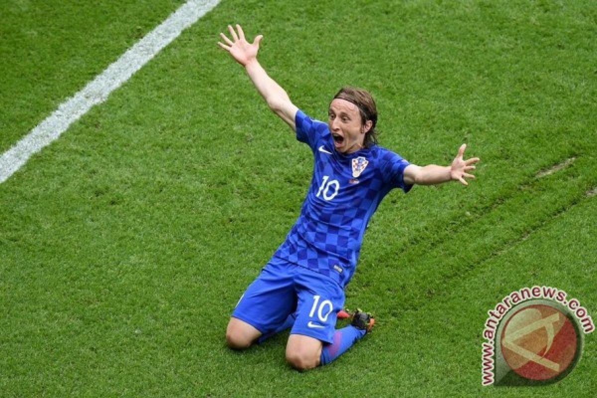 Modric impikan akhir dongeng indah di Rusia