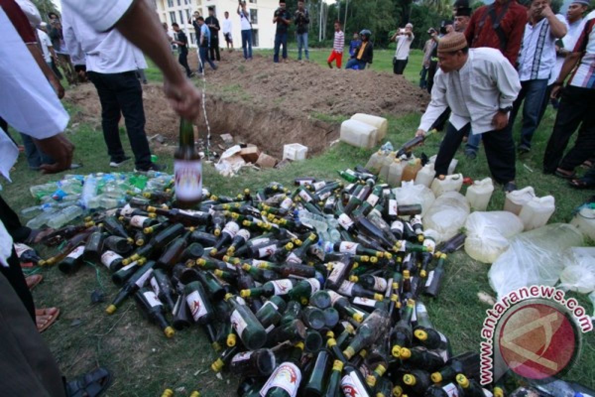 Operasi Pekat Otanaha Sita Ribuan Botol Miras