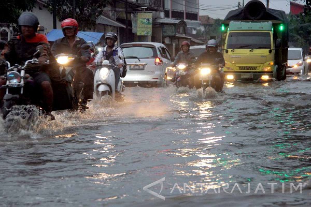 Banjir Bandang Terjang Sejumlah Desa di Tulungagung