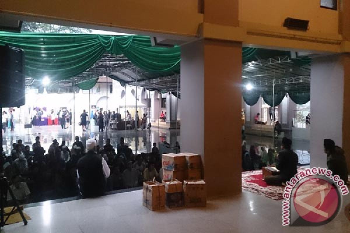 Masjid Raya Bogor Sediakan Takjil Selama Ramadhan