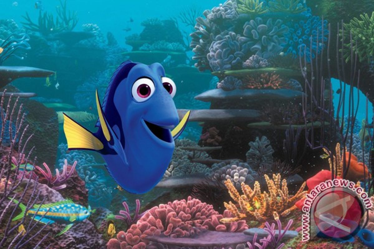 "Finding Dory" masih mengapung di puncak box office