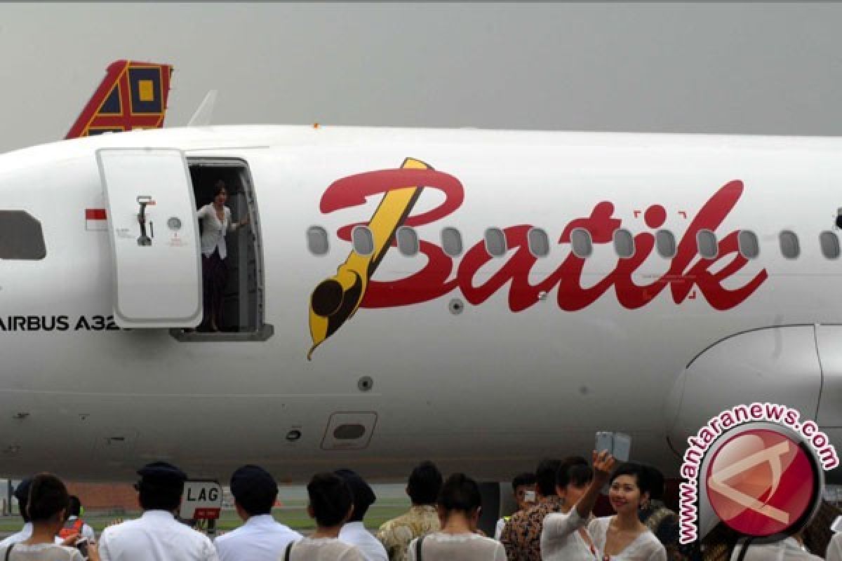 Batik Air Tujuan Surabaya Tergelincir Saat Lepas Landas di Manokwari