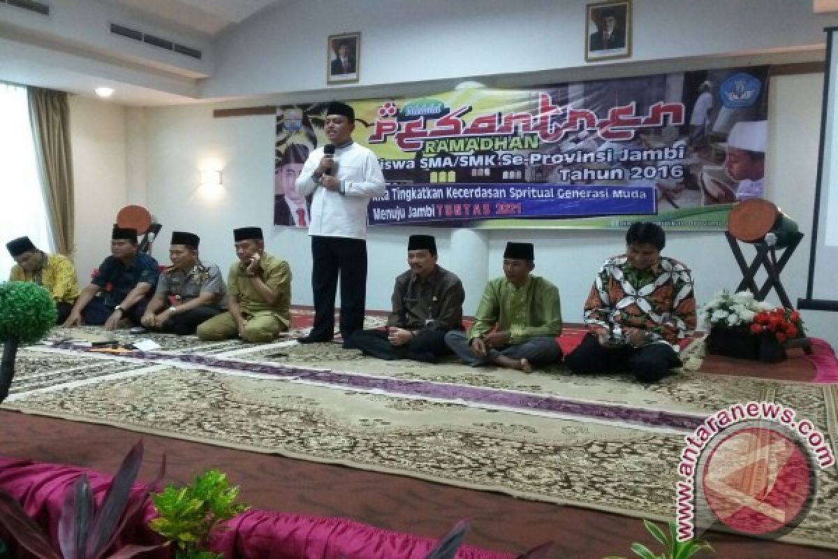 Ketua DPRD motivasi peserta Pesantren Ramadhan