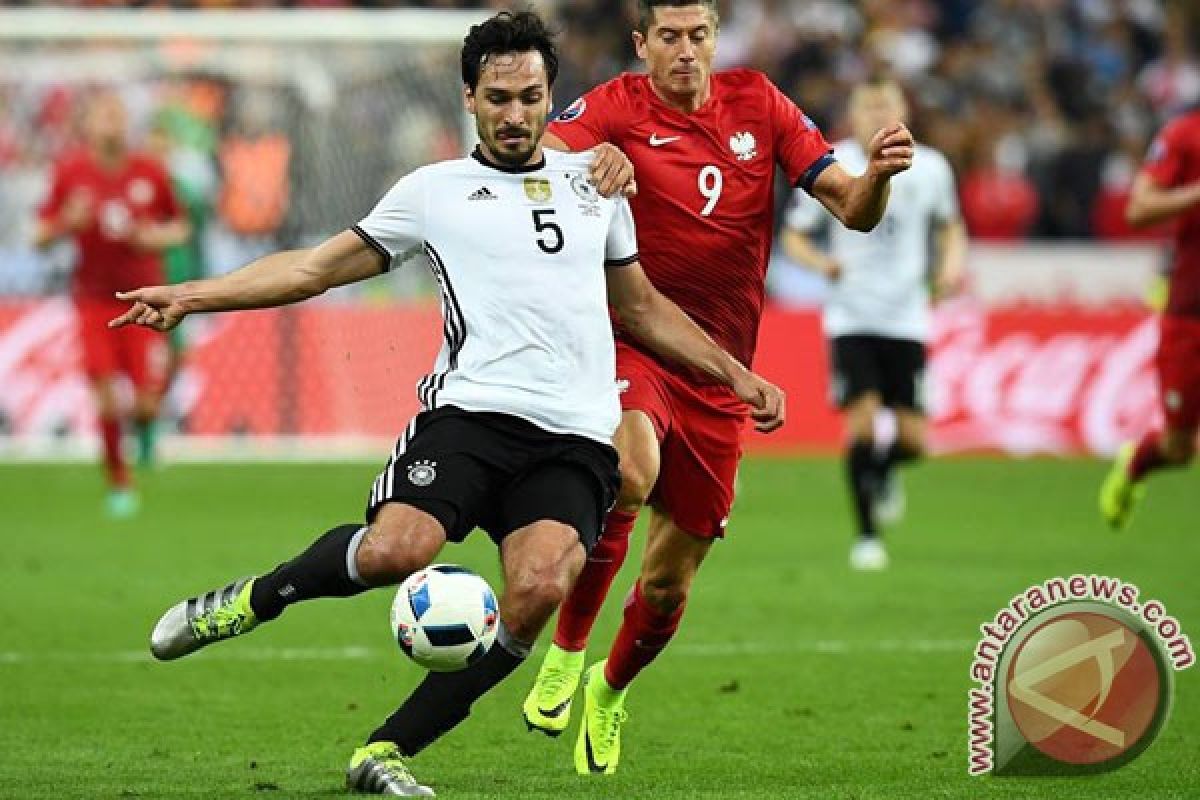 Juara dunia Jerman ditahan imbang Polandia