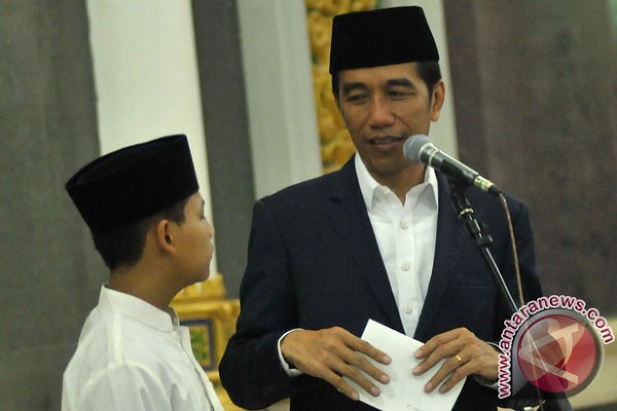 Jokowi akan Salat Ied di Padang, warga antusiastis menunggu