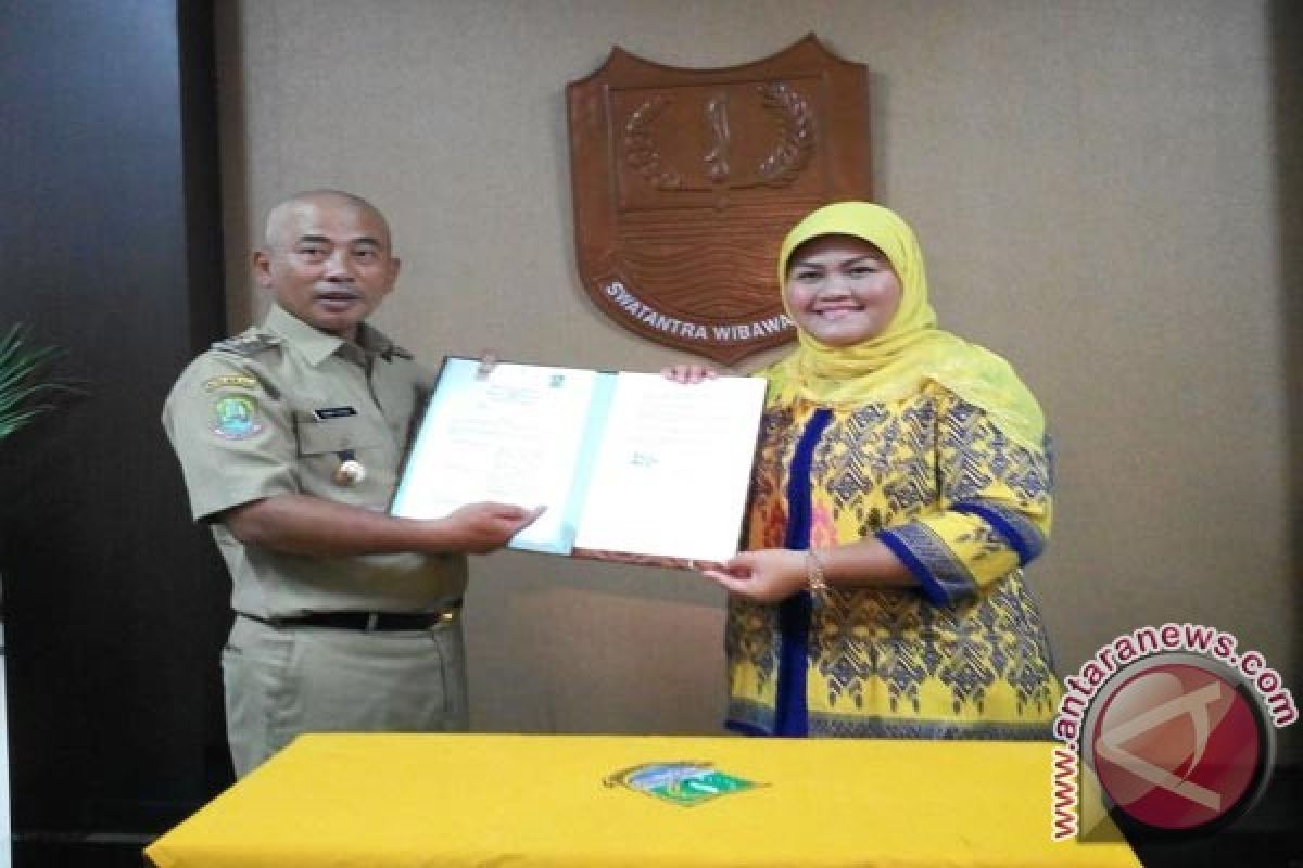 Bupati Instruksikan Pdam Hanya Layani Warga Bekasi 