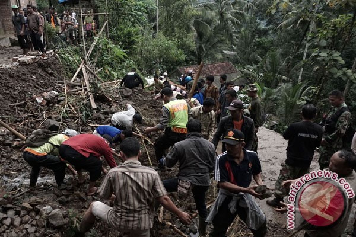 Tujuh korban hilang banjir-longsor Jateng ditemukan