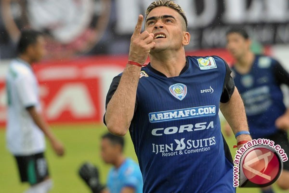 Lima Gol Gonzales Bawa Arema Menuju Final Piala Presiden