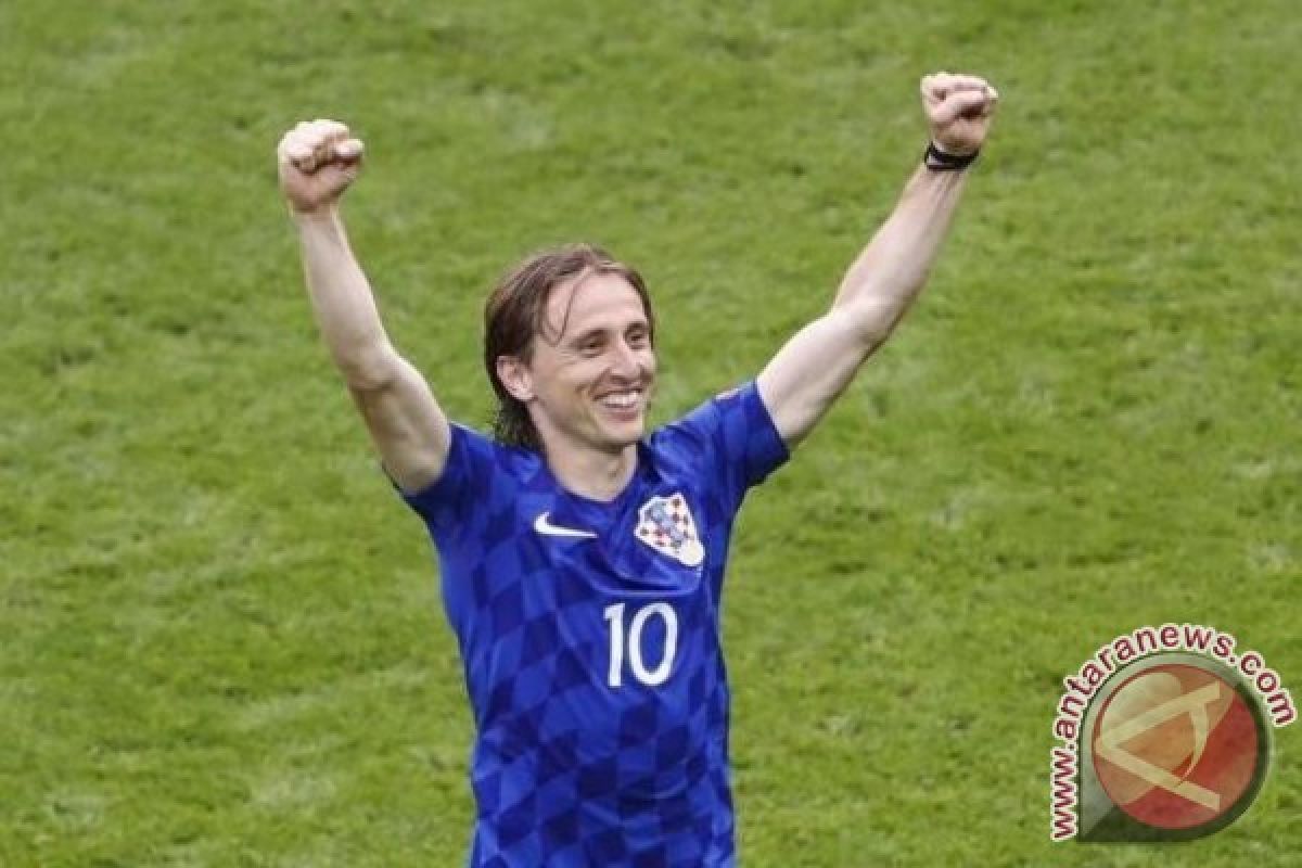 Penalti Modric antar Kroasia gilas Nigeria 2-0