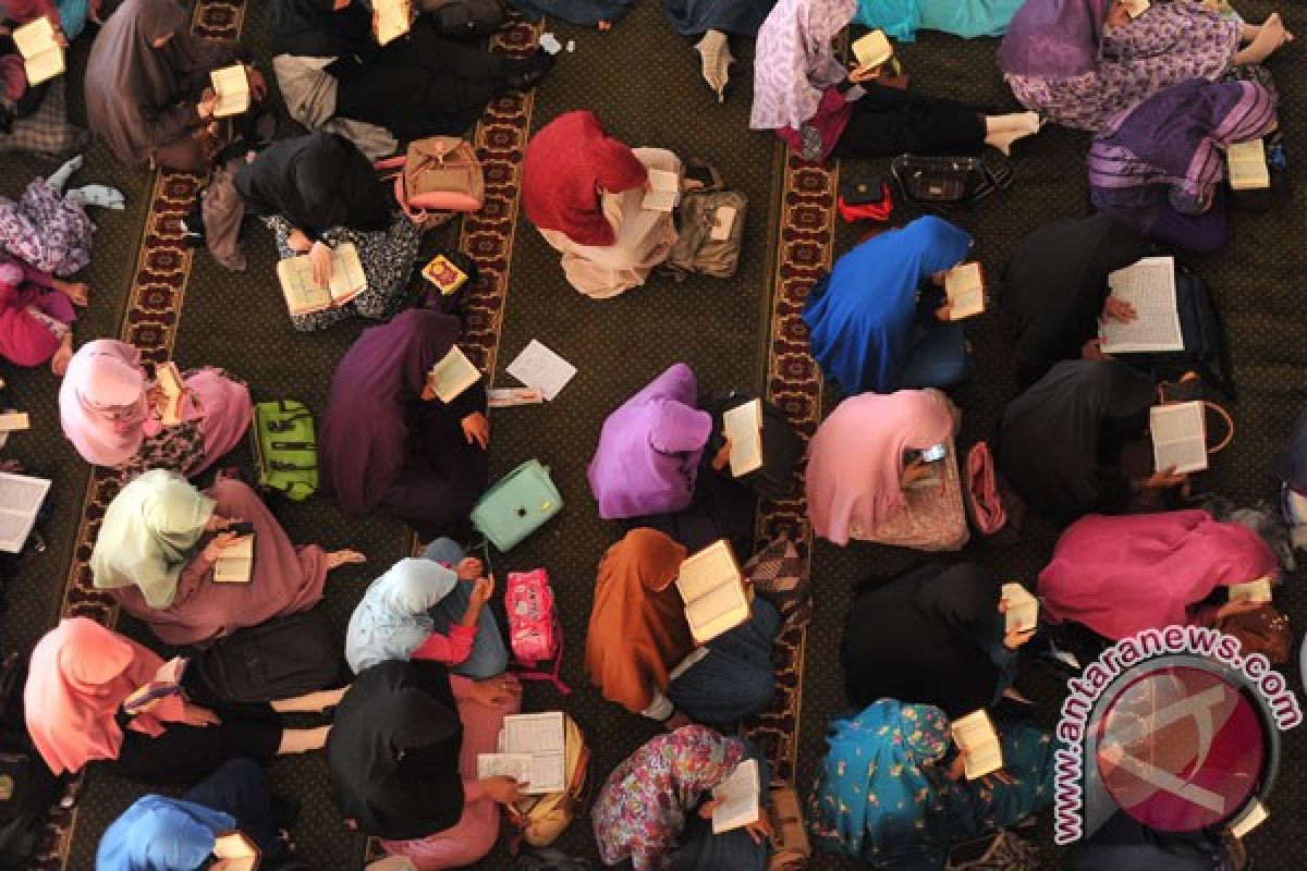 Universitas Indonesia Timur gelar lomba santri "Semarak Ramadhan"