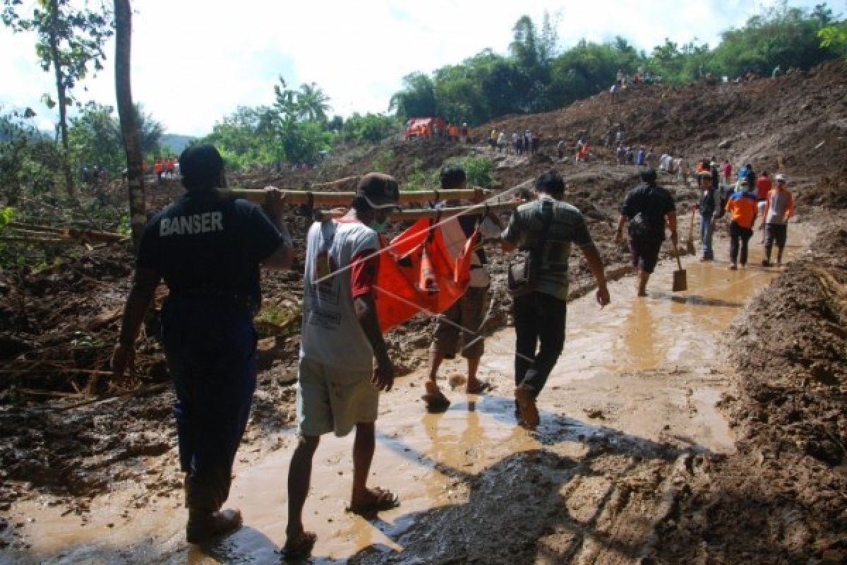 Badan Geologi Lakukan Observasi Longsor Purworejo